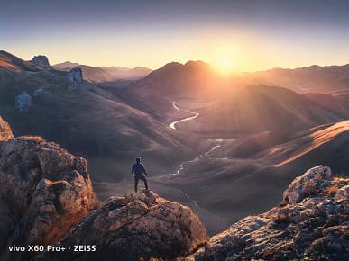 Шикарные фото в сложных условиях с флагманского камерофона Vivo X60 Pro+