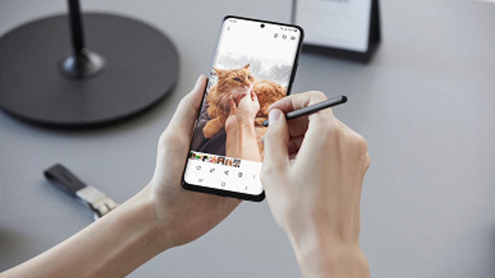 Представлен флагман Samsung Galaxy S21 Ultra с поддержкой стилуса и новой камерой