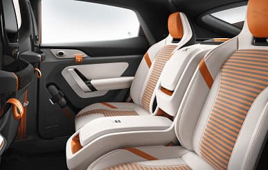 Яркий облик от дизайнера Ferrari Enzo, низкая цена и самая современная начинка — всё для конкуренции с Tesla Model Y. Электромобиль Aiways U6 выйдет в Европе уже в этом году