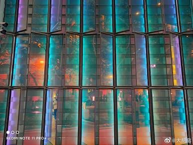 Как снимает камера доступного флагмана Redmi Note 11 Pro+ ночью. Большая подборка фотографий