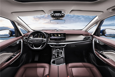 7-местный минивэн со встроенным очистителем воздуха и запасом хода 1100 км за 23 000 долларов. Представлен подзаряжаемый гибрид Geely Jiaji Platinum PHEV