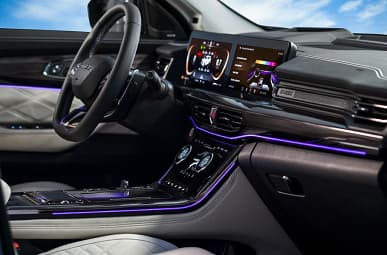 Самый мощный «китаец» за 3,6 млн рублей. В России стартовали продажи флагманского кроссовера Chery Exeed VX