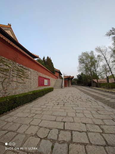 Первое сравнение камер Xiaomi Mi 11 Ultra и Samsung Xiaomi Mi 11 Ultra. Действительно ли первый является лучшим?