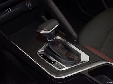 Представлен современный кроссоовер Geely за $7600