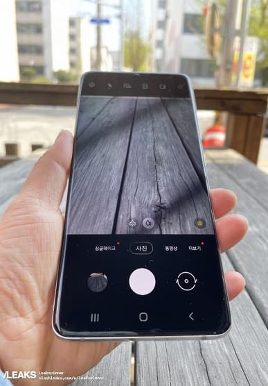 Смартфон Samsung Galaxy Quantum2 с квантовым генератором случайных чисел во всей красе