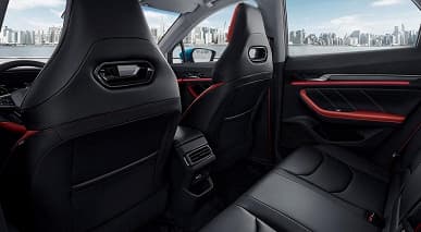 Представлен доступный кроссовер Geely с адаптивным круиз-контролем и системами помощи водителю