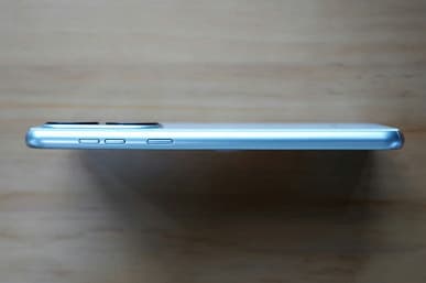 Huawei P50 сравнили с Huawei Mate X2 на живых фото