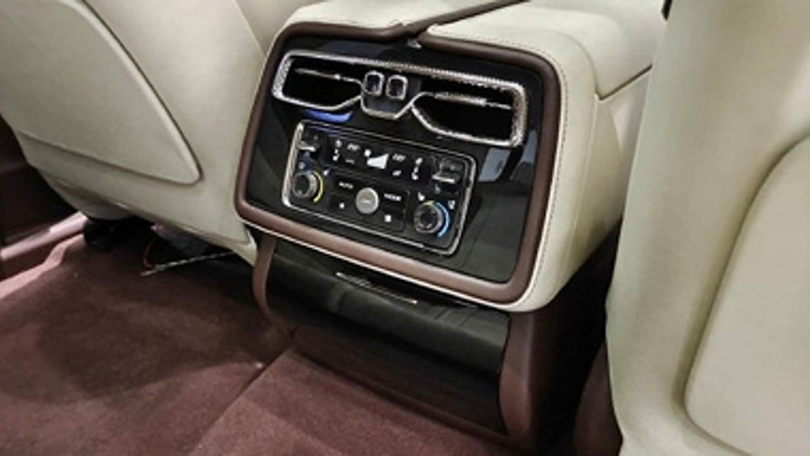 У самого продаваемого автомобиля Ford F-150 появился конкурент с адаптивной подвеской: подробности о Great Wall X Cannon