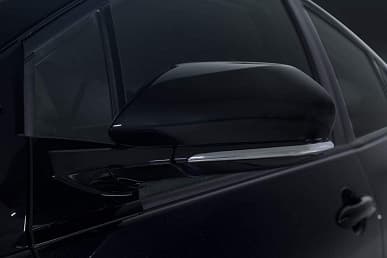 Представлен гибрид Toyota Prius Nightshade Edition