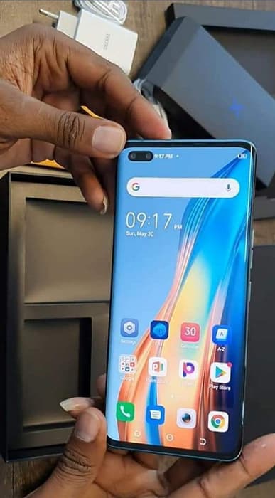 Helio G95, 90 Гц, 8/256 ГБ, 50 Мп, 3,5 мм и быстрая зарядка. Живые фото и характеристики Tecno Phantom X