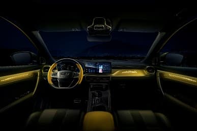 Представлен новый Geely Coolray с огромным экраном, кожаным салоном и атмосферной подсветкой