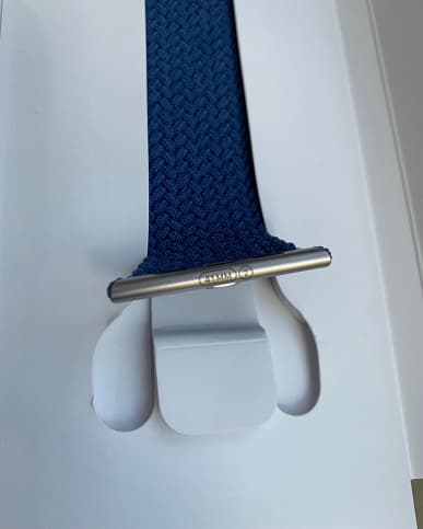 Массовое производство началось: ремешки «подросших» Apple Watch Series 7 на фото