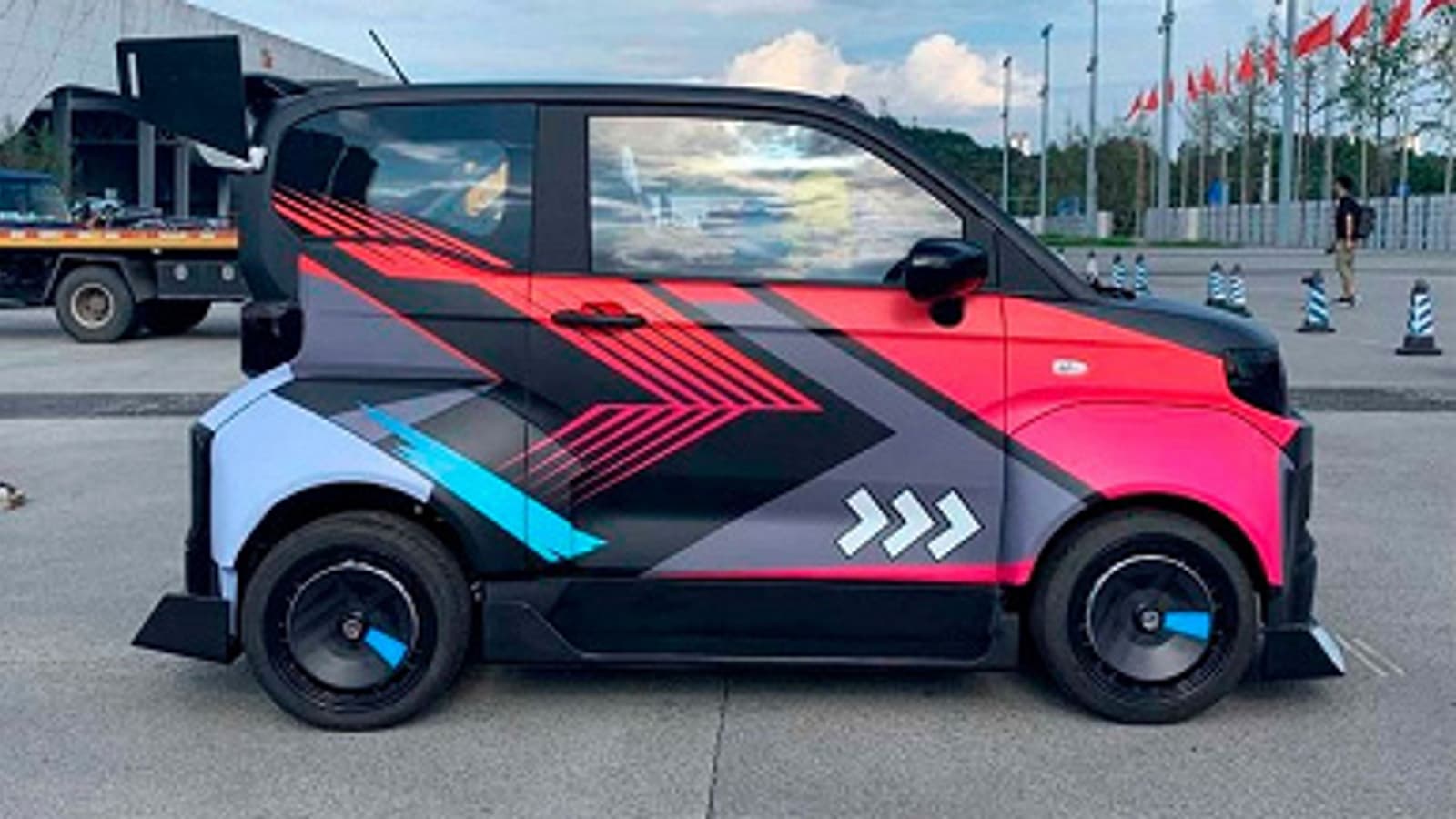 Представлен электромобиль Chery QQ Sport