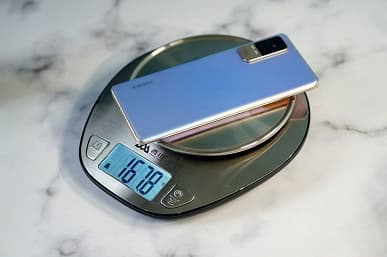 Так выглядит новый среднебюджетный камерофон Xiaomi. Компактный Xiaomi Civi показали на живых фото, официальном тизере и в видеоролике