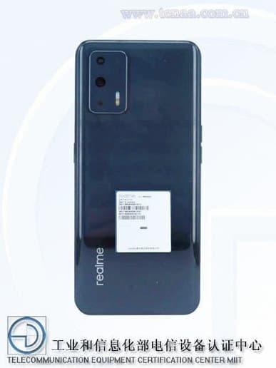 Realme готовит удешевленную версию своего хита GT Neo 2. Опубликованы живые фото и характеристики Realme GT Neo 2T