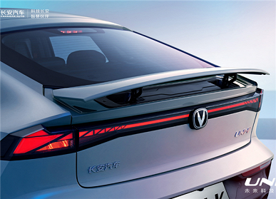 «Китайская Audi А7» с выдвижными ручками и спойлером по цене от 17 тыс. долларов. Четыре версии Changan Uni-V доступны в Китае