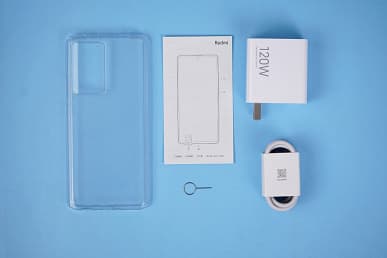 2К AMOLED, самая быстрая память, узкая рамка и 120 Вт. Флагманский Redmi K60 Pro и его комплект поставки показали вживую