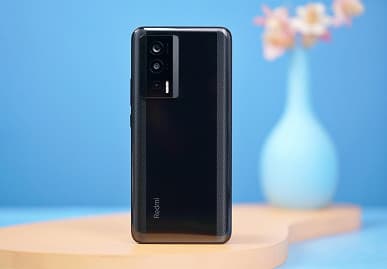 2К AMOLED, самая быстрая память, узкая рамка и 120 Вт. Флагманский Redmi K60 Pro и его комплект поставки показали вживую