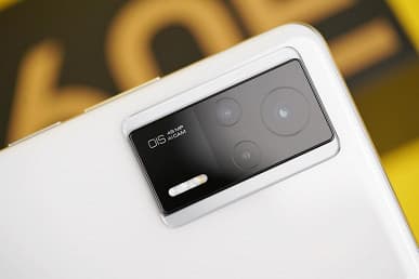 Это Redmi K60E: появились живые фото смартфона и комплекта поставки