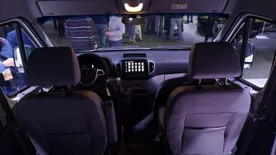 На замену Ford Transit. В России стартовали продажи микроавтобуса «Атлант» и грузовичка «Арго», цены — от 2,6 млн рублей