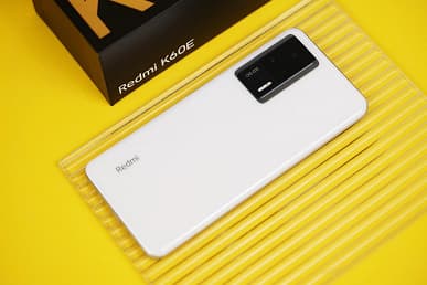 Это Redmi K60E: появились живые фото смартфона и комплекта поставки