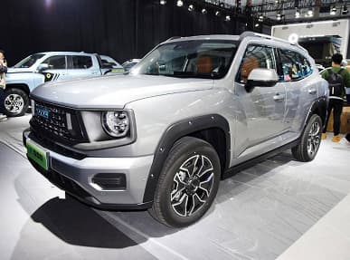 326 л.с., полный привод и подчеркнуто утилитарный дизайн. Представлен гибридный кроссовер Haval H-Dog