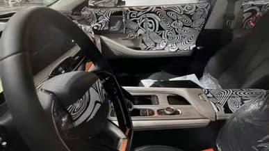 Новый Chery — седан или лифтбек? Опубликованы качественные изображения