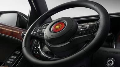 «Китайский Rolls-Royce». Опубликованы характеристики и официальные изображения Hongqi LS7