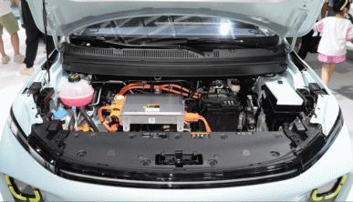 Цена от 13 000 долларов, мощность 81 л.с. и запас хода до 400 км. Geely показала недорогой электрический кроссовер Geometry E