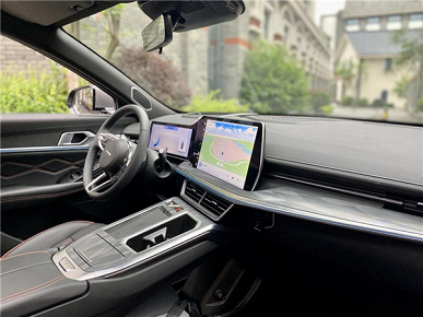 Haval запустил в Китае продажи кроссовера Hybrid DHT с новым дизайном. 175 л.с., расход 5,5 л на 100 км и пробег 1000 км на одном баке