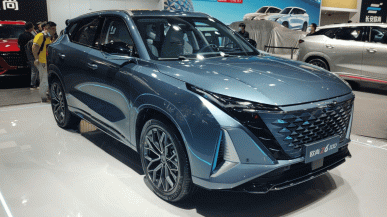 Среднеразмерный молодежный кроссовер с динамичным дизайном, двигателем мощностью 188 л.с. и системой помощи при вождении EaglePilot 7.0 за 15 000 долларов. Представлен Changan Oshan Z6