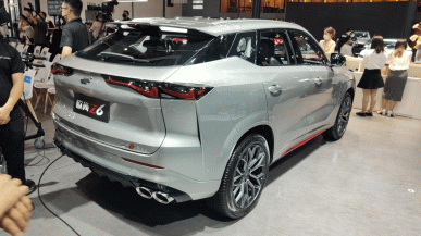 Среднеразмерный молодежный кроссовер с динамичным дизайном, двигателем мощностью 188 л.с. и системой помощи при вождении EaglePilot 7.0 за 15 000 долларов. Представлен Changan Oshan Z6