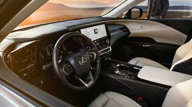 Представлен совершенно новый Lexus RX