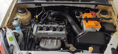 В России продаются китайские седаны FAW Oley образца 2014 года без пробега. За нового восьмилетнего «китайца» просят 800-900 тысяч рублей