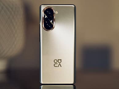 60 Мп плюс 50 Мп, 4500 мА·ч, 100 Вт, тонкий корпус и фирменный заменитель Android. Все характеристики и живые фото Huawei nova 10 Pro за десять дней до анонса