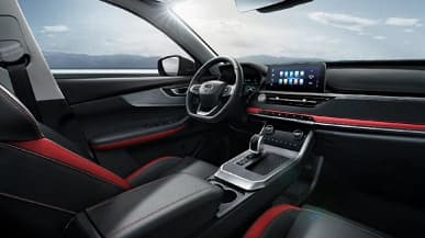 Новенькие Chery Tiggo 4 Pro уже приехали в Россию. Все подробности и живые фото