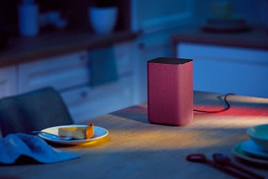 Кобальт, медный, а скоро — и песочный. Стартовали продажи Яндекс Станции второго поколения в новых цветах