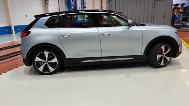 «Алмаз-Антей» показал ходовой образец отечественного электрического кроссовера E-NEVA с запасом хода 1000 км и интересным дизайном