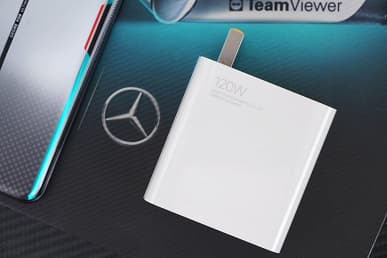 Лучшую версию топового флагмана Redmi и его комплект поставки показали вживую