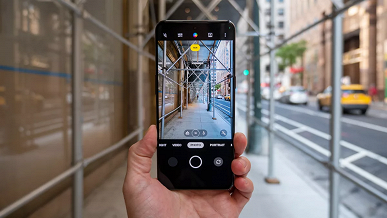 Snapdragon 8 Plus Gen 1, 120 Гц и 160 Вт. Комплект поставки и живые фото OnePlus 10T показали сразу после анонса