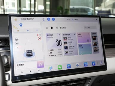 326 л.с., расход 1 л на 100 км и интерьер в стиле Tesla по цене от 14 700 долларов. В Китае стартовали продажи молодежного кроссовера Jetour Dasheng, который может появиться в России