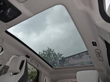 326 л.с., расход 1 л на 100 км и интерьер в стиле Tesla по цене от 14 700 долларов. В Китае стартовали продажи молодежного кроссовера Jetour Dasheng, который может появиться в России