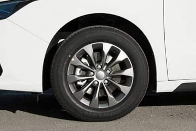 Один из самых доступных полноразмерных электрических седанов, да ещё и с операционной системой Huawei HarmonyOS. За Geely Geometry G6 в Китае просят от 21 200 долларов