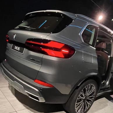 Серийный BMW X5 2023 засветился на фото