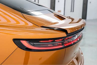 510 л.с, полный привод и запас хода до 730 км. В Китае началось массовое производство большого люксового седана Voyah Zhuiguang – ждем его в России?