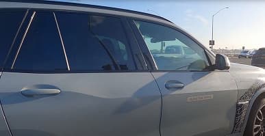 Это новый BMW X5 2024. Автомобиль засняли внутри и снаружи