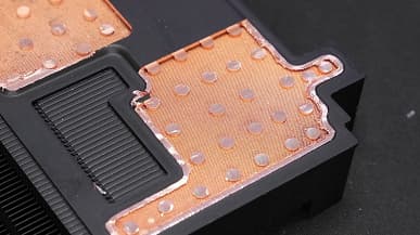 Так выглядит препарированная испарительная камера Radeon RX 7900 XTX. Но в ней ли кроется проблема перегрева видеокарты?