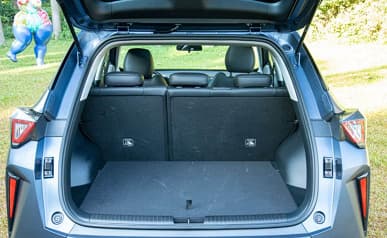 177 л.с., смелый дизайн и расход чуть больше 6 л на 100 км. Кроссовер GAC GS3 оценили всего лишь в 11 860 долларов