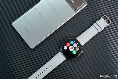 Новый Xiaomi Mix Fold 2, часы, наушники и специальный чехол. Комплект подарочного издания показали на живых фото