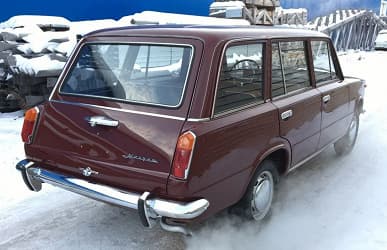 «Капсула времени» или хлам? В РФ продают 50-летный ВАЗ-2102 по цене новенького Chery Tiggo 8 Pro Max